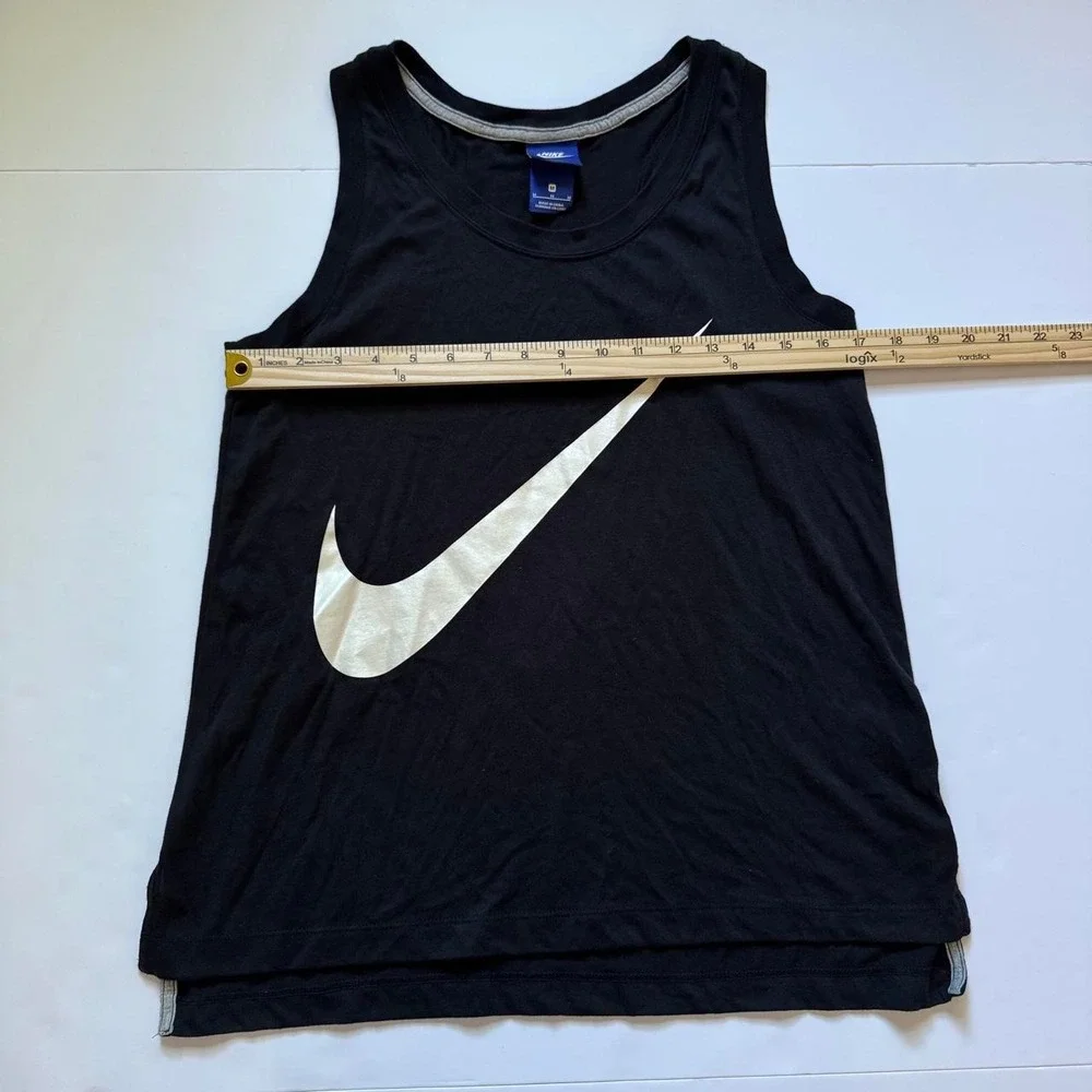 Nike Womens Black Graphic Swoosh Athletic Tank Top Sleeveless Shirt Size M